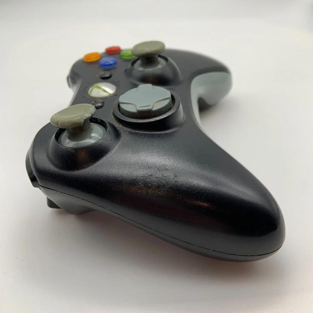 Microsoft Xbox 360 Wireless Gaming Controller in Black